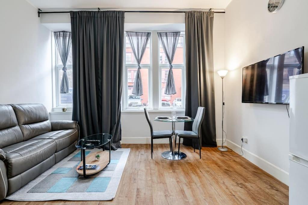 Stunning Ground Floor Flat In Southside. Daire Glasgow Dış mekan fotoğraf